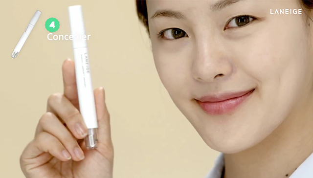 How I wear glowing face makeup step4 image