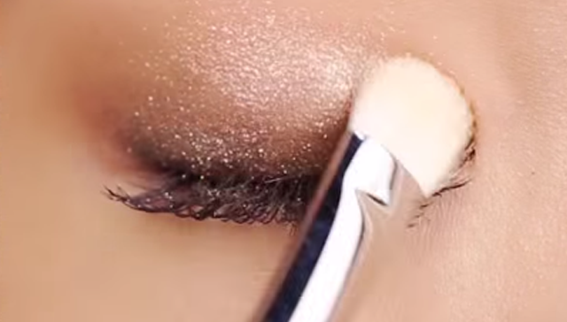 Long-lasting Pearl Makeup type1 step2 Image