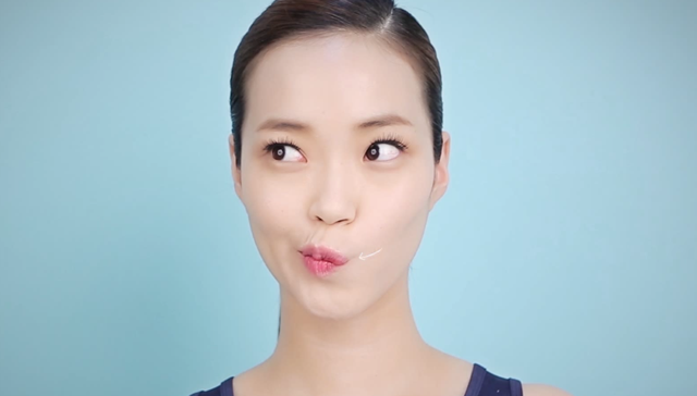 V-line face stretching STEP 2 Image