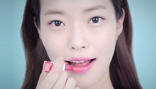 Sunglass Makeup STEP 3 Image