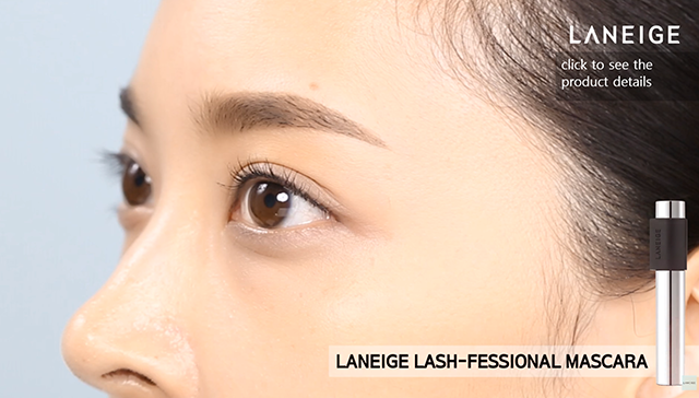 Makeup like a professional with a mascara 3 image