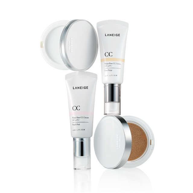 Laneige Pore Blur Pact for skin that’s soft to the touch