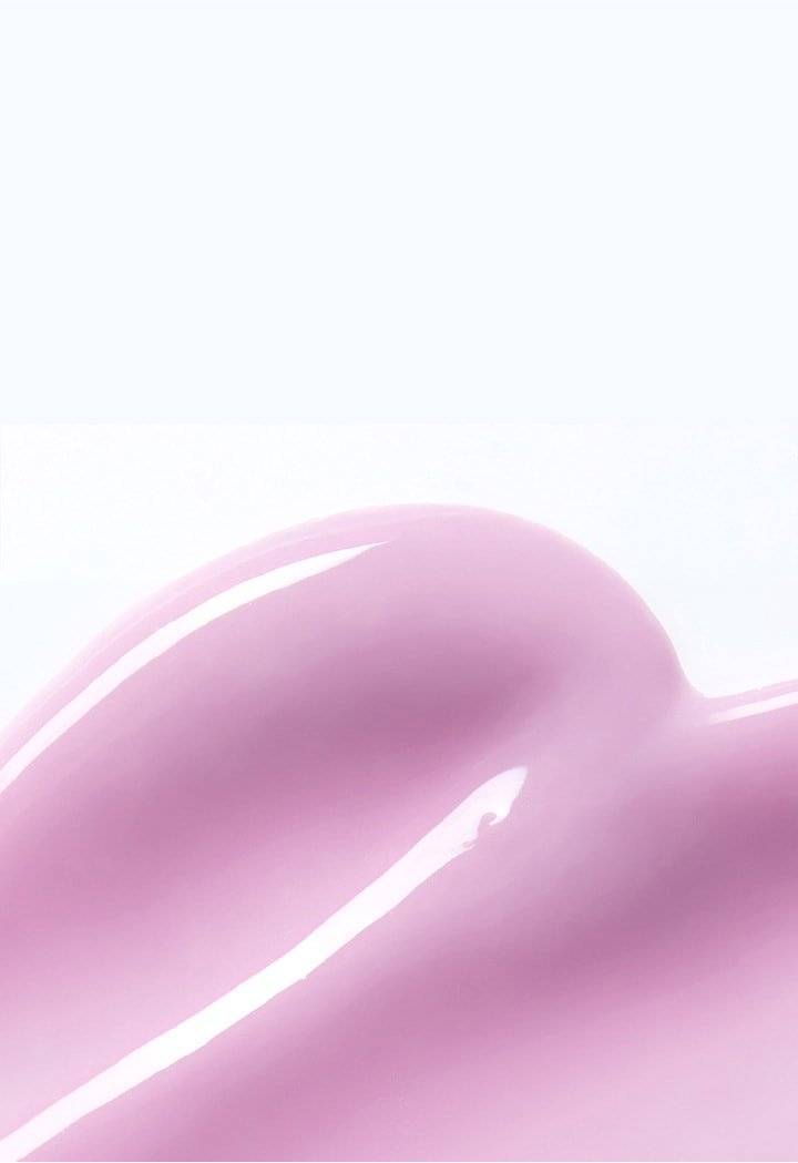 라네즈 립 글로이 밤 타로버블티의 부드럽고 광택 있는 보라색 텍스처