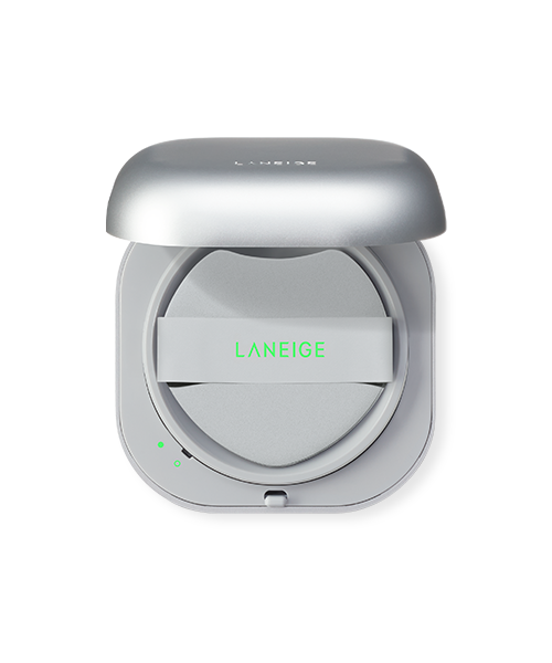 라네즈 네오쿠션 매트 제품이 반쯤 열린 제품 패키지 이미지