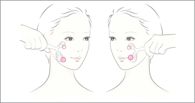 Time Freeze Face-Fit Roller To massage the right side of the face image