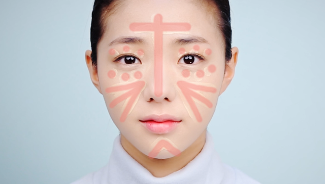 Super simple goddess makeup STEP 2 Image